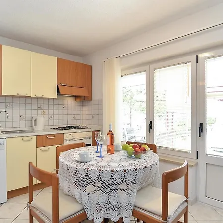 Fuer 2 Personen Ca 33 Qm In Pula, Istrien Istrische Riviera Apartment Pula