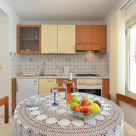 Apartment Fuer 2 Personen Ca 33 Qm In Pula, Istrien Istrische Riviera